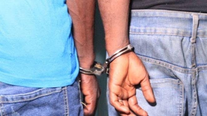 Guédiawaye : deux hommes arrêtés pour présumés actes contre nature et transmission volontaire du VIH