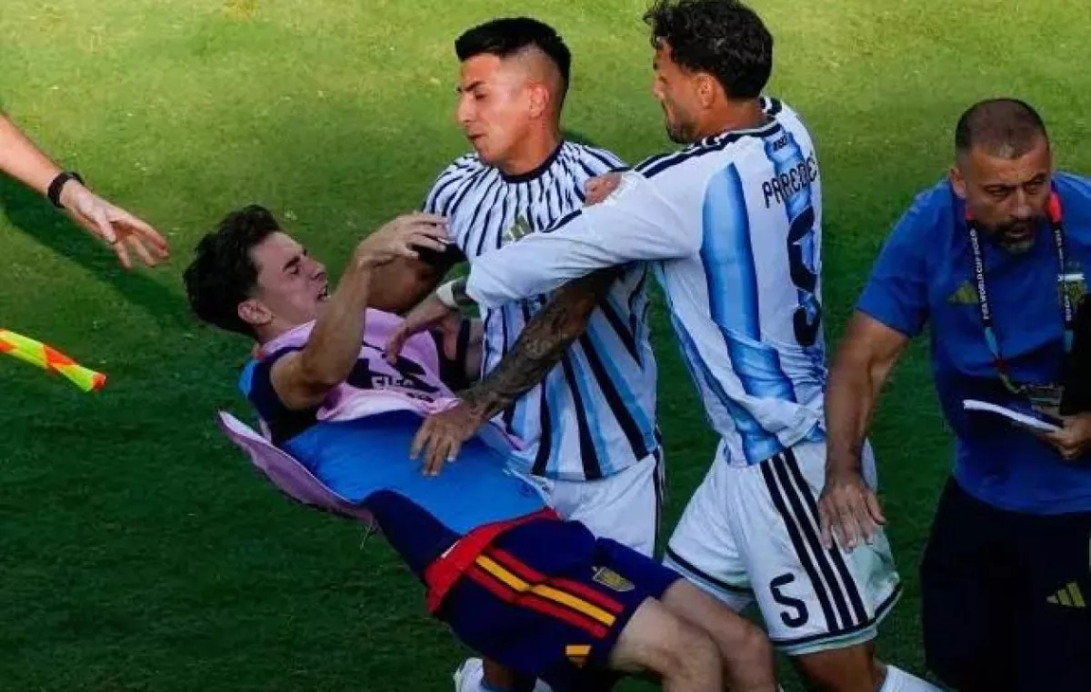 Coupe du monde 2026 : Gavi défend Leandro Paredes malgré les tensions de la finale