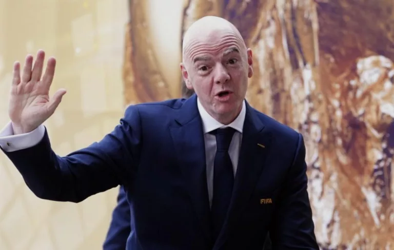 FIFA : Une ancienne employée de l’UEFA aurait reçu une importante indemnité après une relation présumée avec Infantino