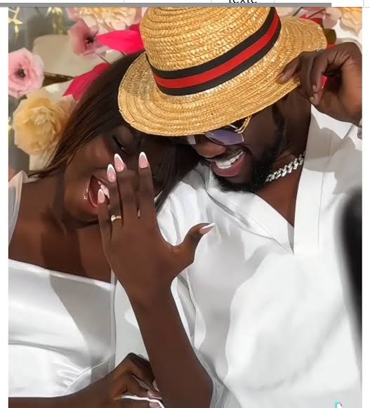 « Sayou yéwo néma balma akk » : Fatou Ndiaye rend un vibrant hommage à son mari Bass Thioung