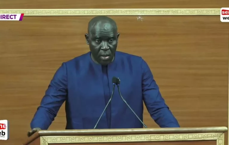 « Ne violons pas la loi » : Tafsir Thioye met Ousmane Sonko face à ses propres déclarations sur la République