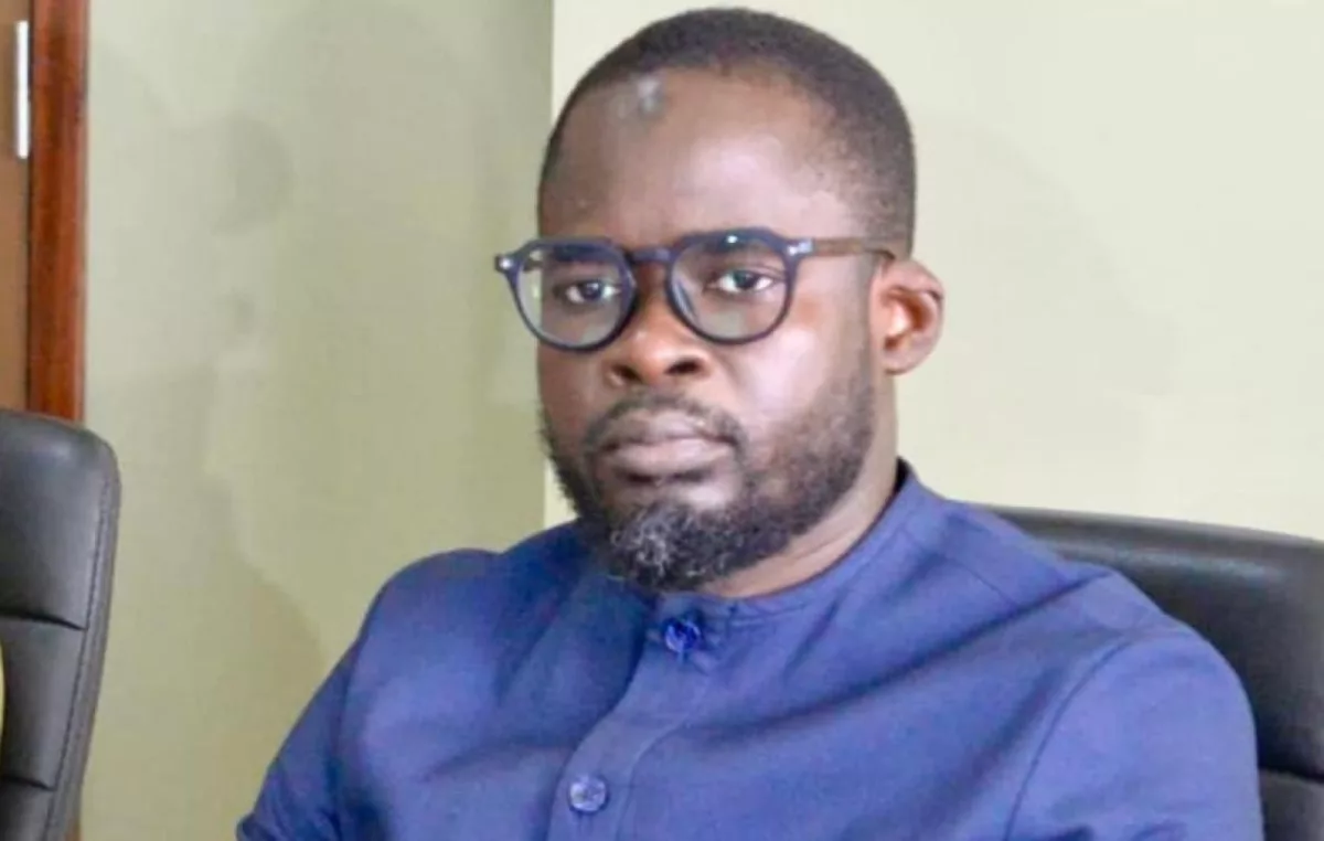 Gestion des fonds politiques : Babacar Ba tire la sonnette d'alarme