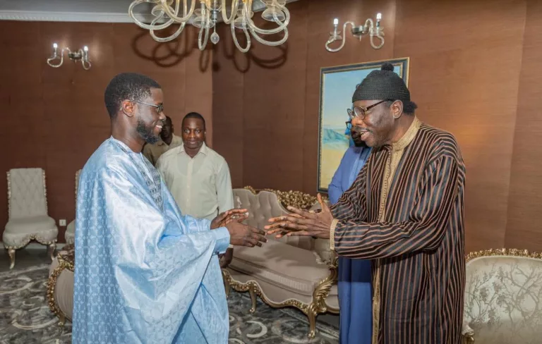 Visite pré-Gamou à Tivaouane : Le président Bassirou Diomaye Faye reçu par Serigne Moustapha Sy Al Makhtoum