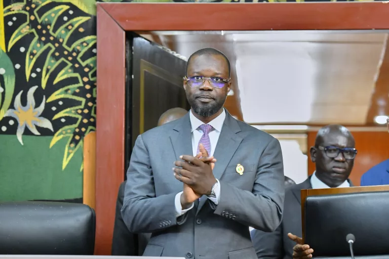 Ouverture de la session extraordinaire : Ousmane Sonko recadre l'exécutif et nie toute crise institutionnelle !