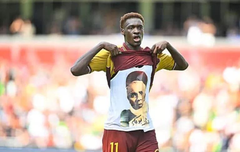 Cinq buts en cinq journées : Pape Moussa Fall peut-il encore être ignoré par les Lions ?