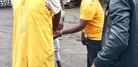 Mécanicien arrêté en pleine préparation du baptême de son fils à Mbour : ce qui s’est réellement passé…