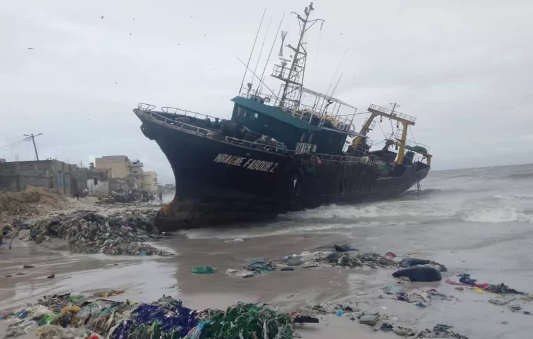 Intempéries à Dakar : sept bateaux déroutés s'échouent à Hann et Bel-Air