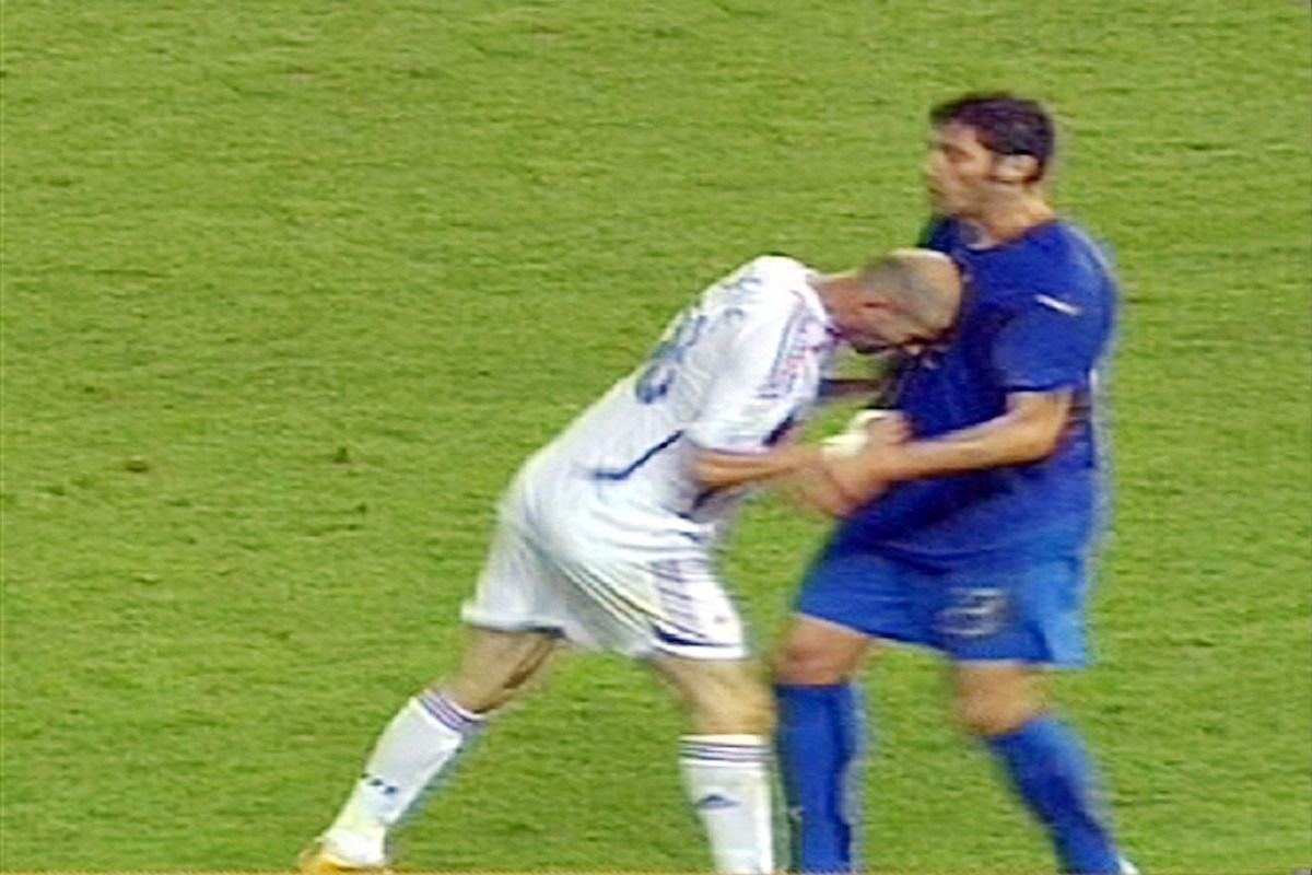 Équipe de France : Zidane replonge dans le souvenir de son coup de tête à Materazzi