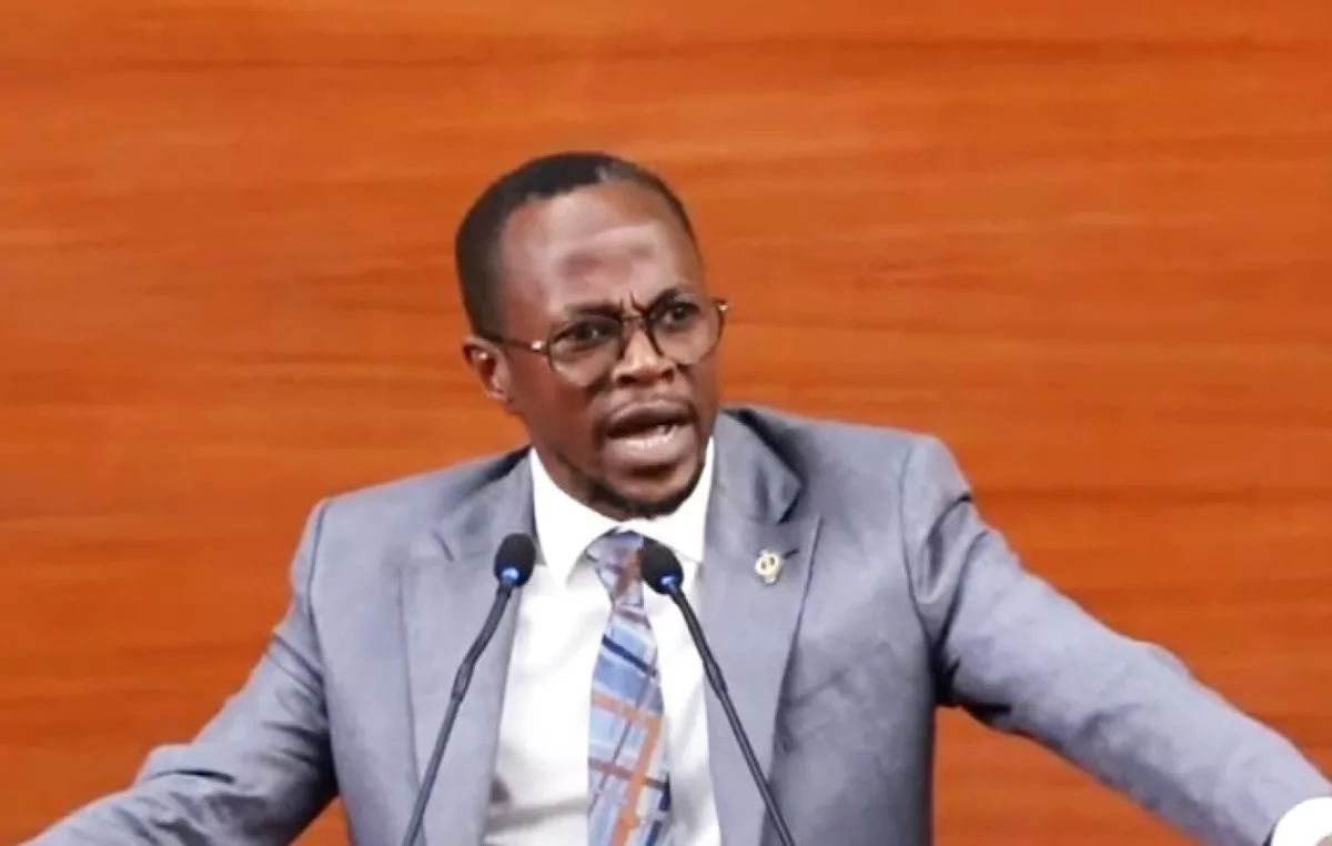 Tentative d’agression à l’Assemblée nationale : Abdou Mbow maintient sa plainte, Pastef acclame son député, Massaly entre dans la danse