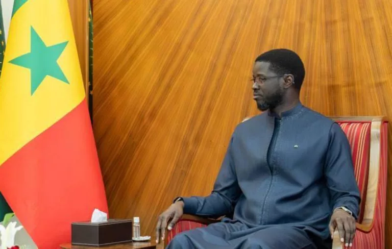 Palais : un ancien responsable de l’APR reçu par Diomaye Faye