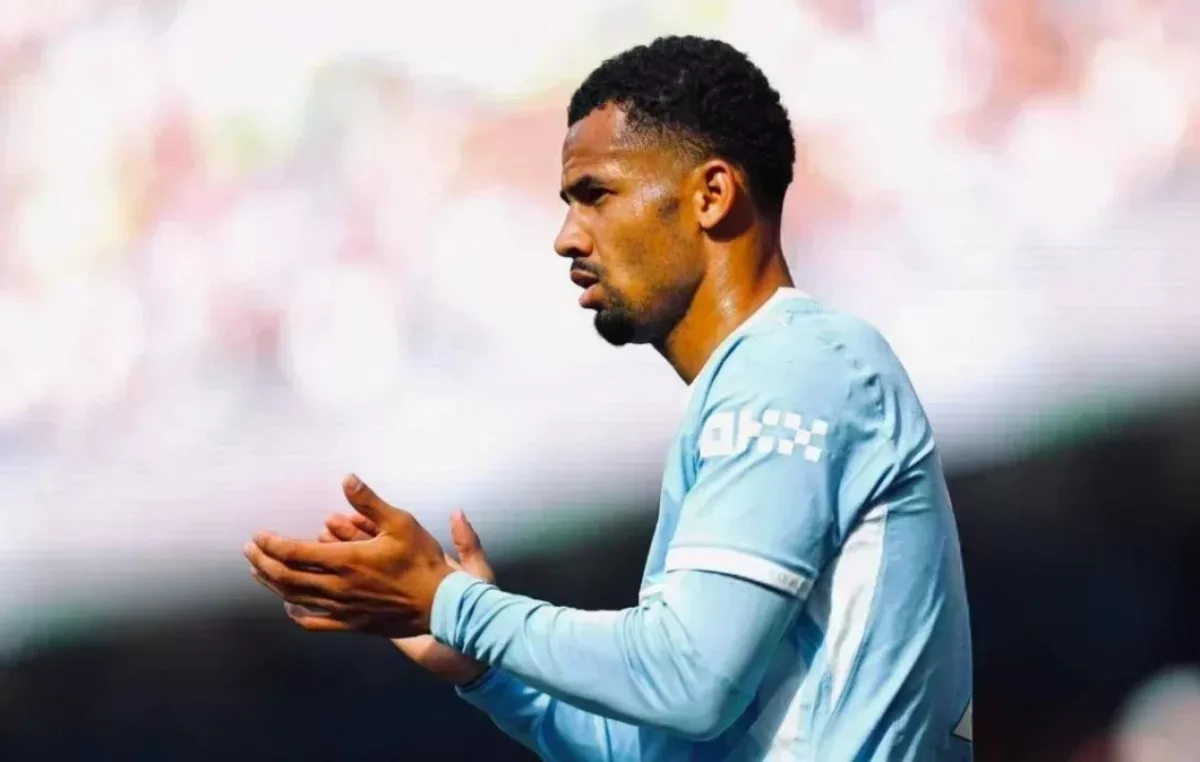 Liverpool - Man City (0-3) : La presse anglaise partagée par la prestation d'Iliman Ndiaye