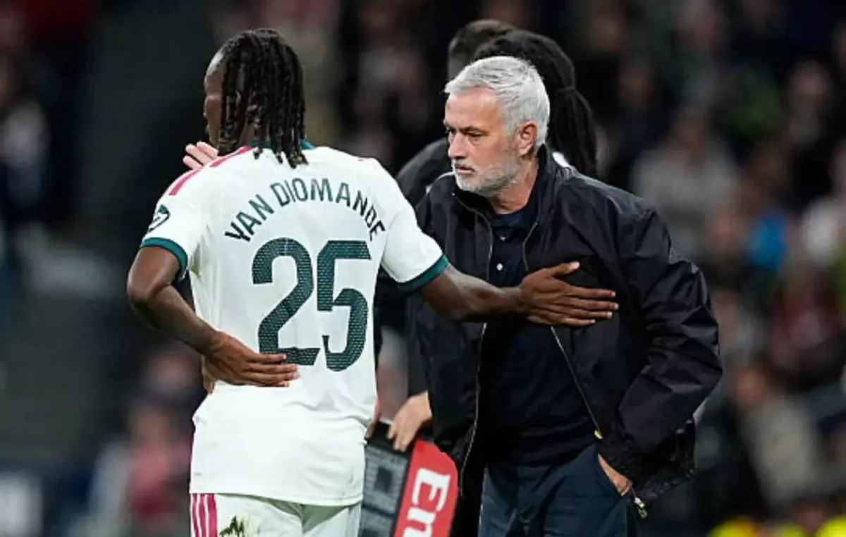 José Mourinho sur Yan Diomandé : « Il est jeune, naïf. C’est encore un produit qui n’est pas fini »