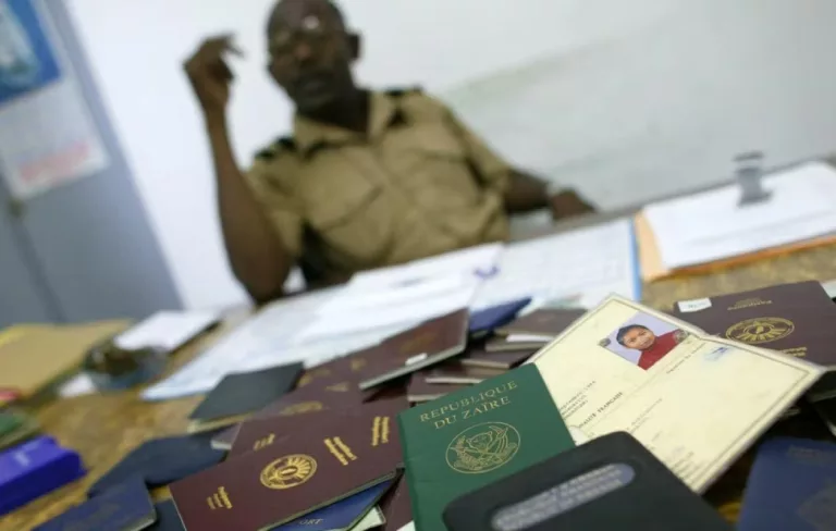 Mbane : le chef de village, les 10 000 FCFA et les faux papiers vendus à des étrangers