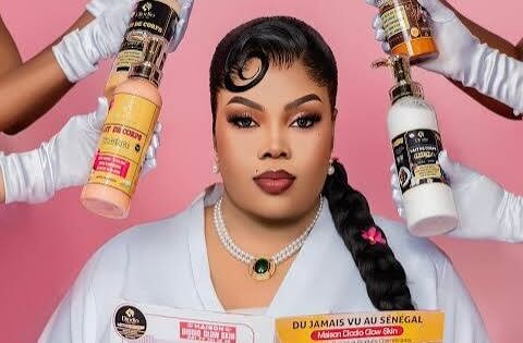 ​DSC : « Diodio Glow Skin » placée en garde à vue