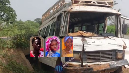 Les séquelles de l’accident impliquant un car Ndiaga Ndiaye transportant des supporters de l’ASC Ngolfagnique, qui a fait plusieurs victimes, restent visibles sur les lieux du drame, comme en témoigne cette vidéo.  Pour rappel, le drame s’est produit dans