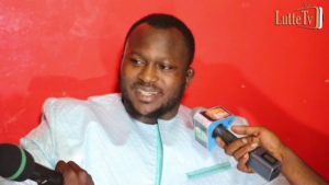VIDÉO – MODOU LO AVERTIT AMA BALDÈ ET ATTAQUE TRÈS SÉVÈREMENT JULES BALDÈ «DOFLA BO KHAMNÉ SOU…»