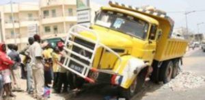 Camion de gravats déchargé sur la Vdn: 3 auteurs arrêtés par la police