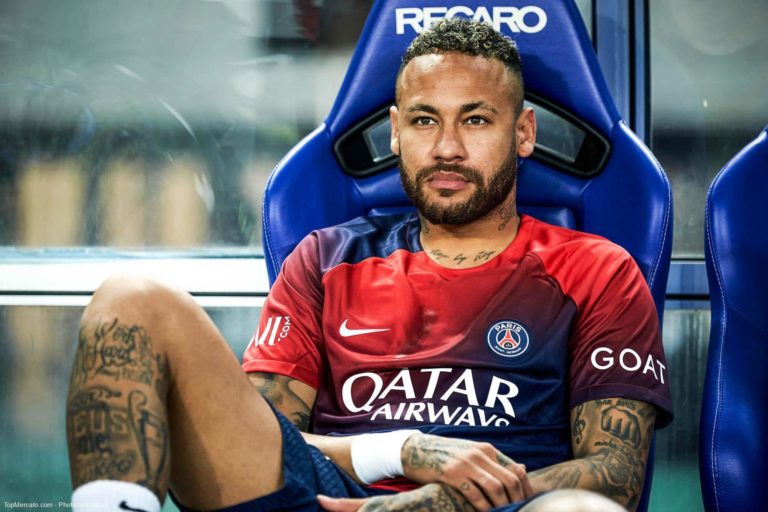 Transferts : l'Arabie saoudite rêve de Neymar, qui souhaite quitter le PSG