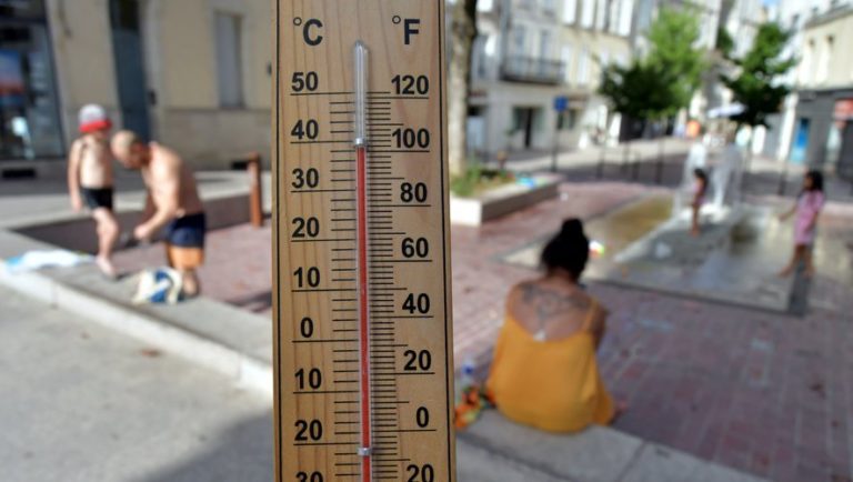 Canicule en France: quatre départements vont «basculer» en vigilance rouge