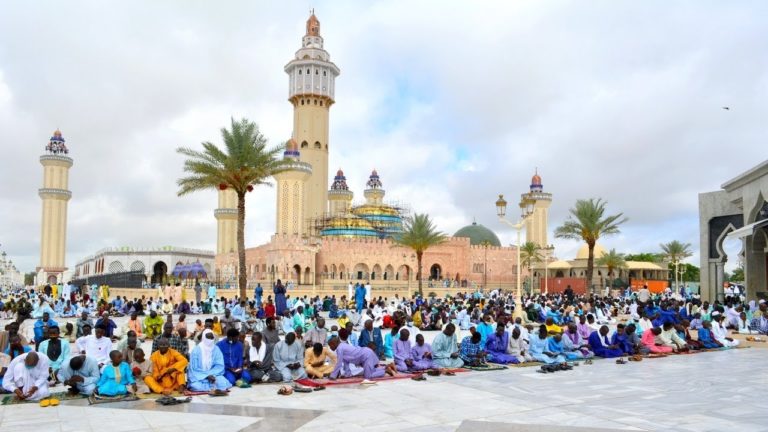 Suivez en direct la Prière du vendredi à la Grande Mosquée de Touba