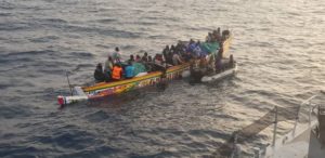 Immigration clandestine : une femme accouche à bord d'une pirogue
