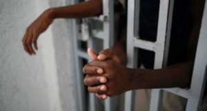 Arrêté pour vol à Diourbel: Un professeur échappe à la prison