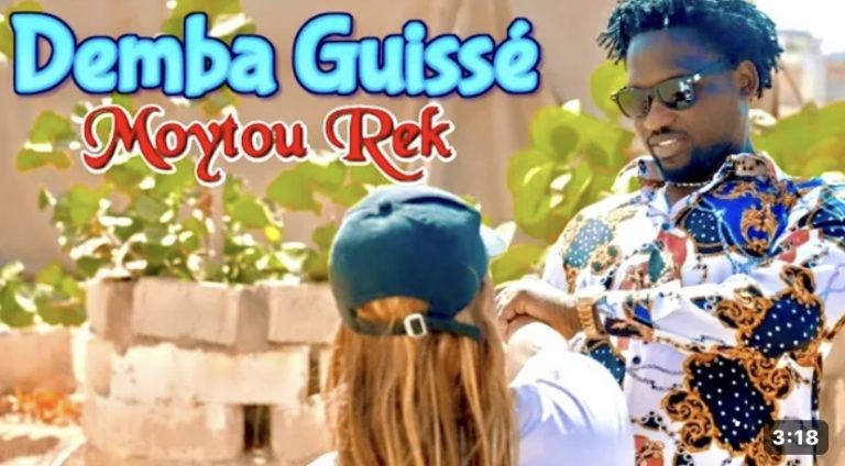 (Clip officiel) – Demba Guissé émerveille ses fans avec « Moytou Rek ».