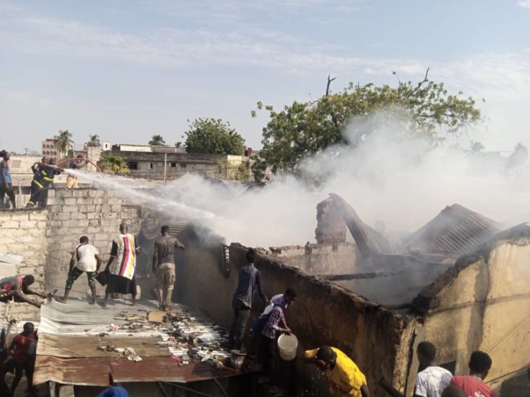 Ziguinchor: le marché central Saint-Maur de Boucotte en feu !