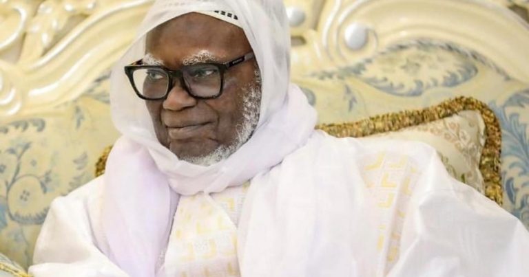 13 morts sur la route de Porokhane: Serigne Mountakha offre 10 millions F CFA aux familles