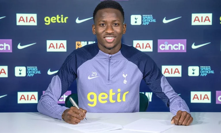 Tottenham : Pape Matar Sarr prolonge officiellement son contrat