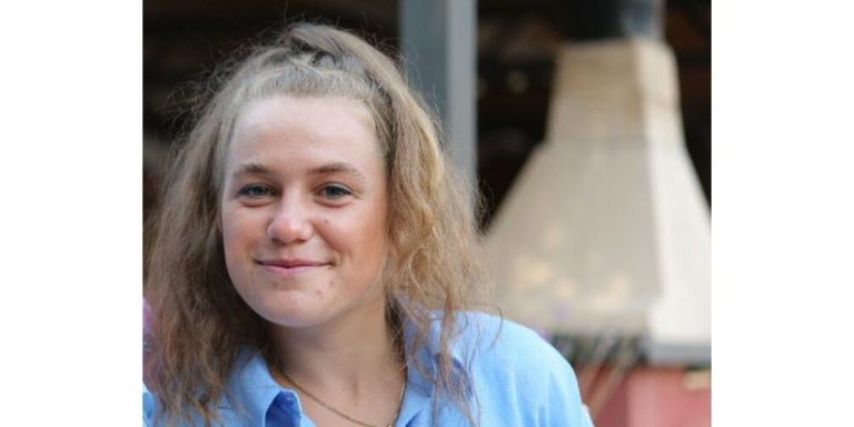 Conditions de détention : Coline Fay balance…