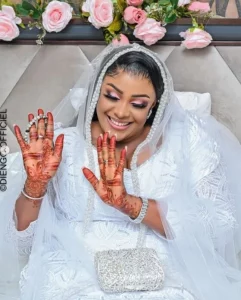 Noces de Coton: L’actrice Adja Nationale célèbre son amour avec Monsieur bonheur