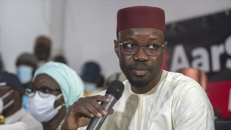 Ousmane Sonko dévoile sa stratégie contre le pouvoir avant la présidentielle sénégalaise
