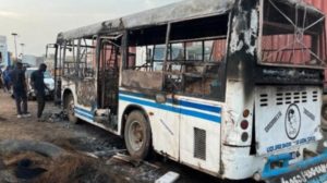 Affaire du bus incendié à Yarakh : Présenté à un juge de l’immigration, Saër Fall fixé sur son sort le 12 avril