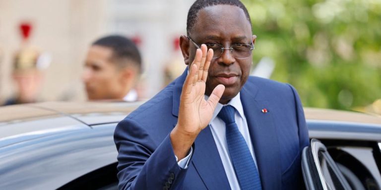 Présidentielle 2024 : Macky Sall finalement candidat à la place d'Amadou Ba ?
