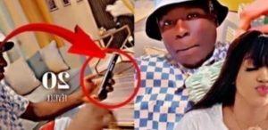 (Vidéo) – « Dohanou mako, moma dokhane… » Ngaaka surpris par sa femme en pleine drague.