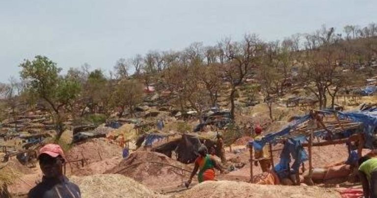 KHOSSANTO : Des bandits dépouillent des orpailleurs de 7 millions et blessent deux Maliens