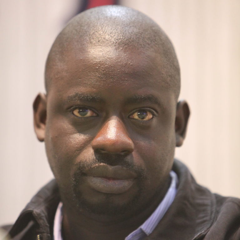 Felwine Sarr : "J'espère que Macky Sall nous laissera un pays gouvernable"