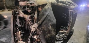 Manifestations violentes à Dakar : La voiture du directeur général du journal « L'Évidence » incendiée
