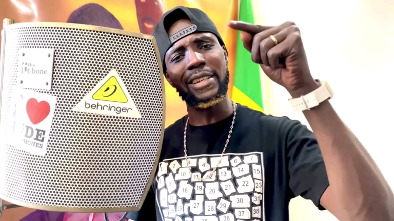 Boutikou Laye clash dans Free Sénégal : »président dou yéss beu rawla »