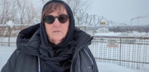 La mère de Navalny appelle Poutine à lui remettre "sans délai" le corps de son fIls