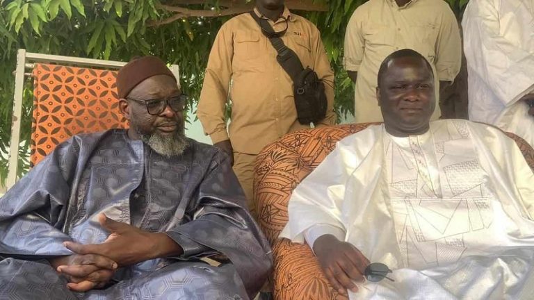 Magal de Darou Mouhty: La Coalition « DéthiéFALL2024 » à Darou pour effectuer son Ziar.