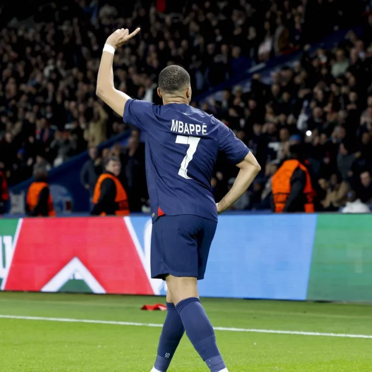 Mercato : Kylian Mbappé au Real Madrid, « c’est signé pour 5 ans »