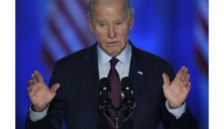 États-Unis : La nouvelle gaffe de Joe Biden qui confond Emmanuel Macron avec François Mitterrand