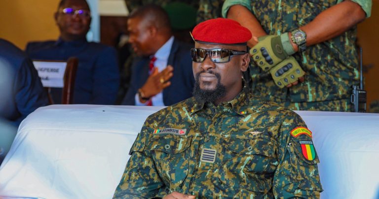 Dissolution du gouvernement en Guinée : Les autres mesures draconiennes de Doumbouya