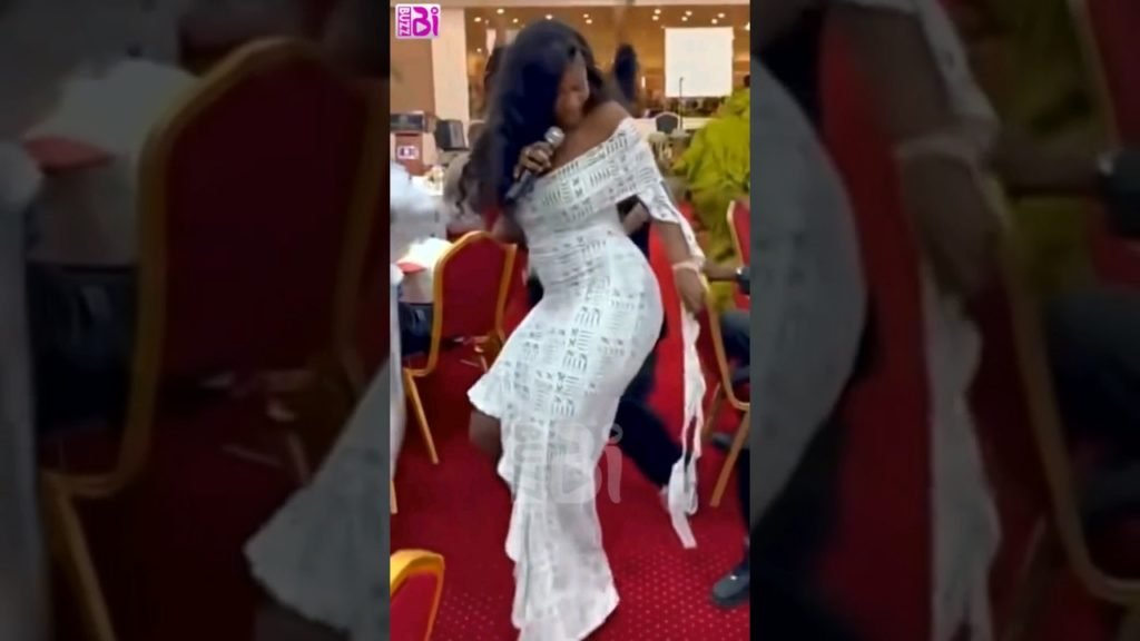 (Vidéo) : La danse très hot de Mia Guissé séduit la toile