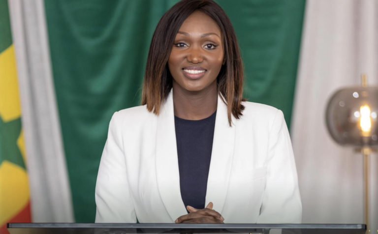 “Anta Babacar: Un Message d'Unité et d'Espoir au Sénégal”