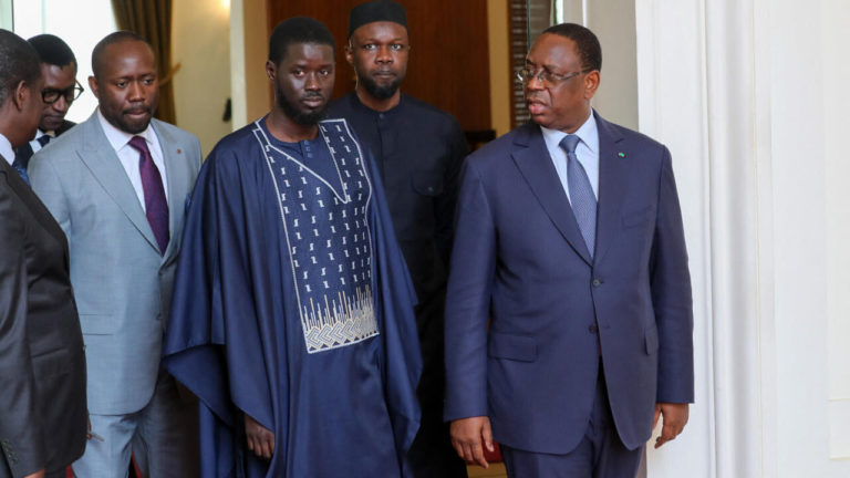 ​Cérémonie d’investiture : Macky organise pour Diomaye et démarche un invité-surprise