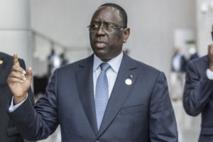 Le geste de Macky Sall qui remet en cause sa volonté de partir le 2 avril
