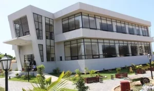 L’Université numérique Cheikh Hamidou Kane accueille 9 688 nouveaux étudiants